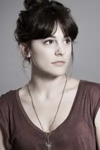 Phoebe Fox