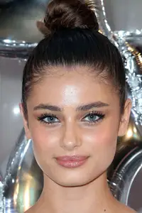 Taylor Hill