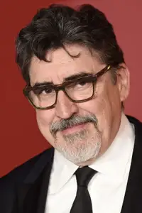 Alfred Molina