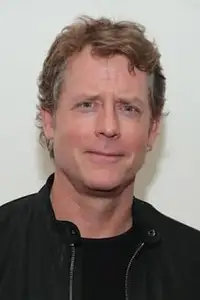 Greg Kinnear