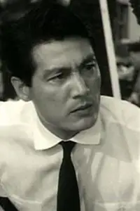 冈田英次