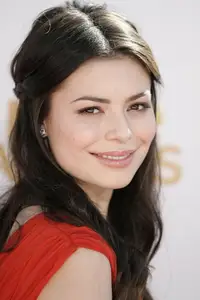 Miranda Cosgrove
