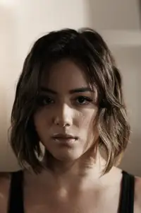Chloe Bennet