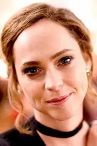 Fiona Dourif
