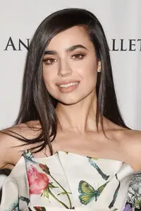 Sofia Carson