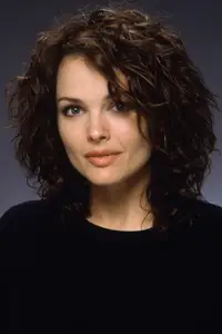 Dina Meyer