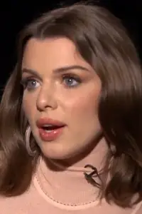 Julia Fox