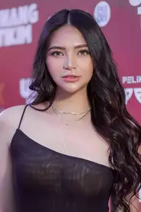 Shiena Yu