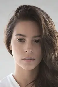 Alexxis Lemire