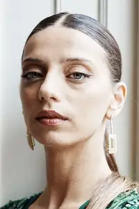 Angela Sarafyan