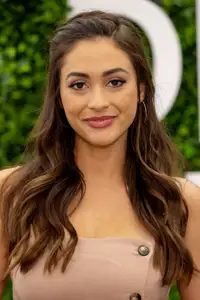Lindsey Morgan