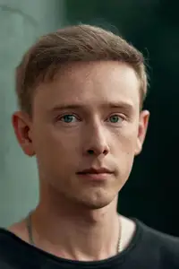 Артём Мельничук