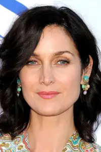 Carrie-Anne Moss