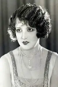 Estelle Taylor