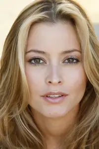 Holly Valance