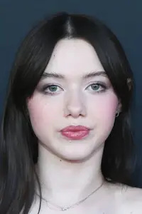 Violet McGraw