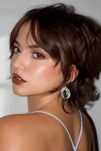 Isabela Merced
