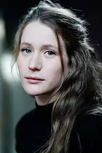 Claire Duburcq